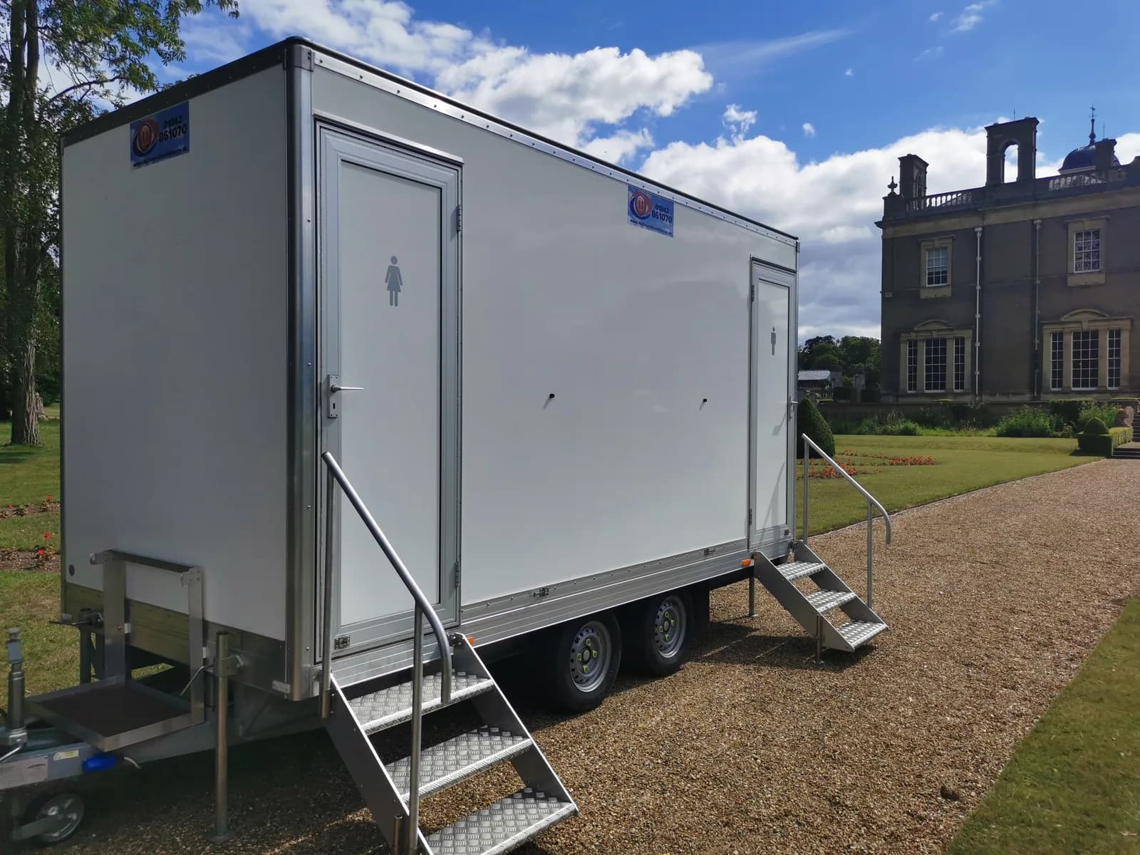 Luxury toilet trailer hire at a country house wedding venue in Suffolk